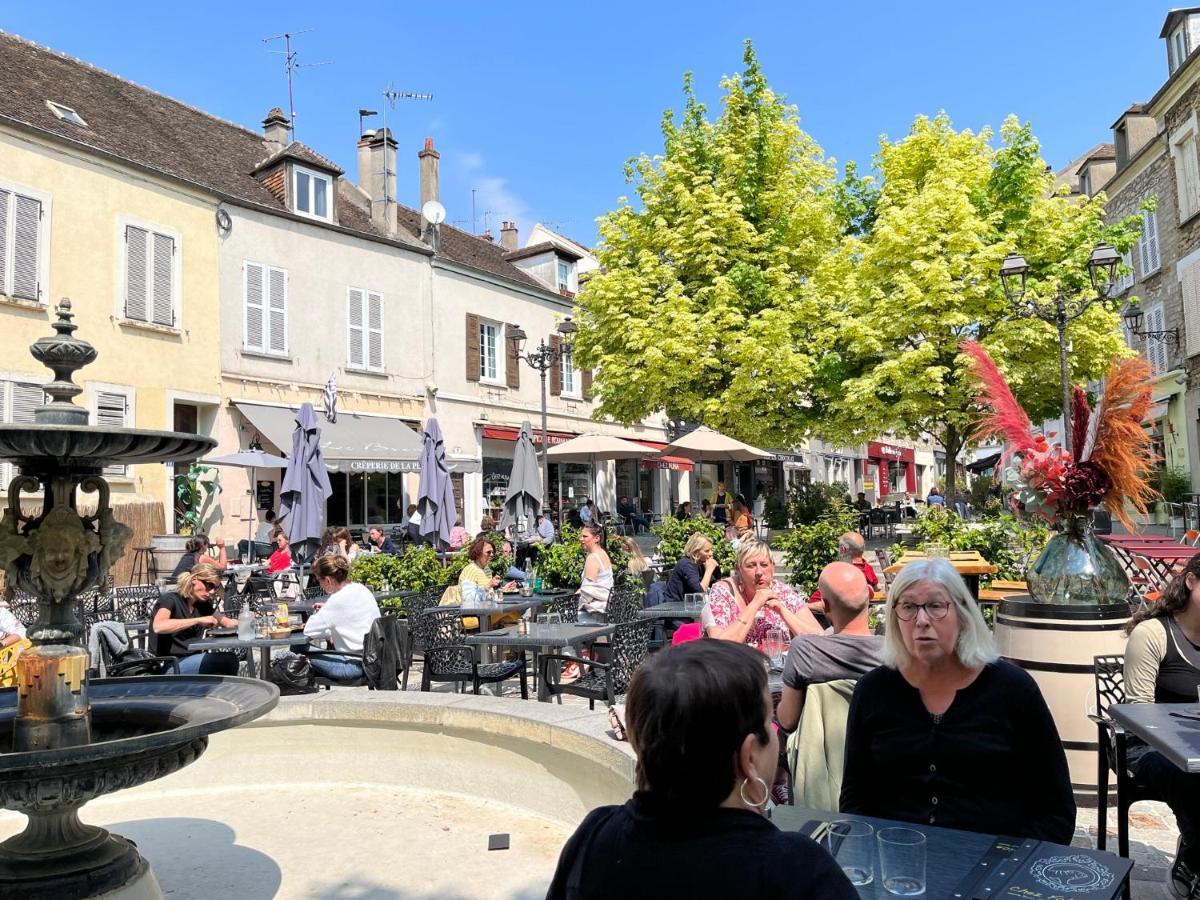 Le Voltaire Apartment Melun Luaran gambar